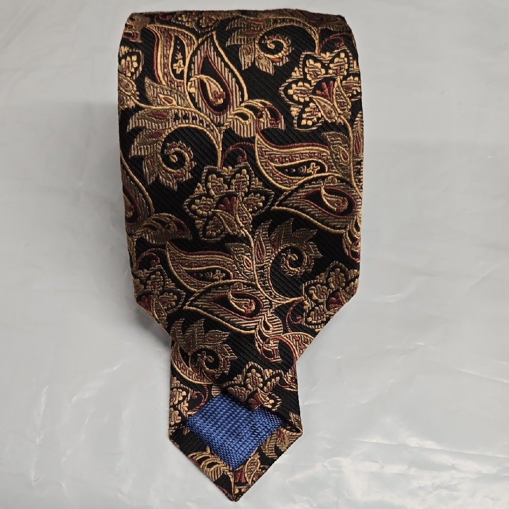 JZ Richards Boulder Luxurious Black and Gold Paisley Tie